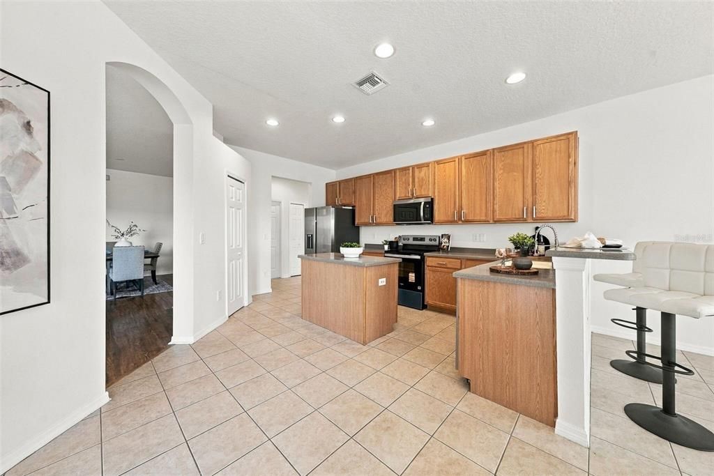 For Sale: $469,000 (4 beds, 3 baths, 2317 Square Feet)