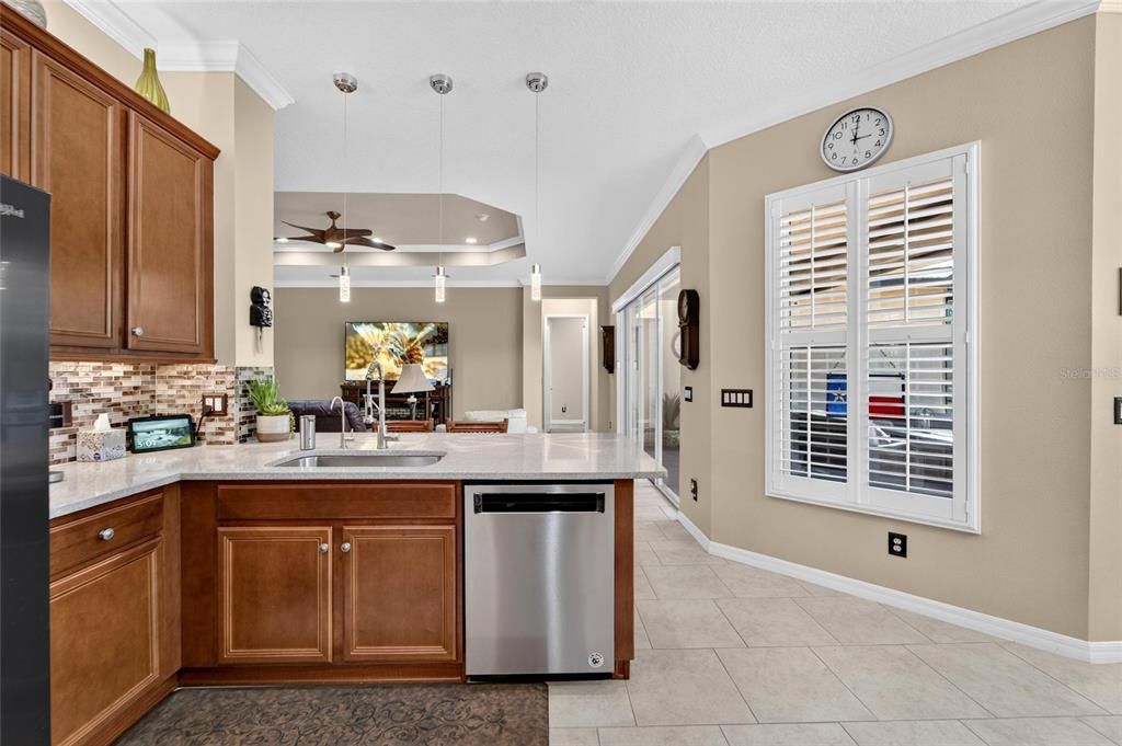 For Sale: $575,000 (3 beds, 3 baths, 2723 Square Feet)