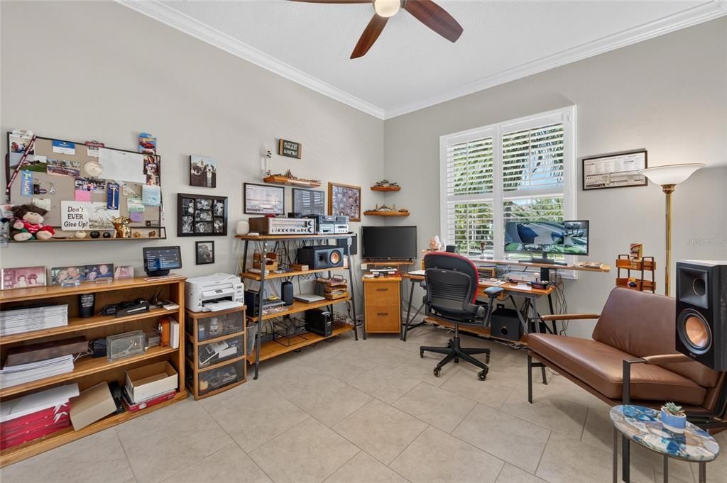 For Sale: $575,000 (3 beds, 3 baths, 2723 Square Feet)