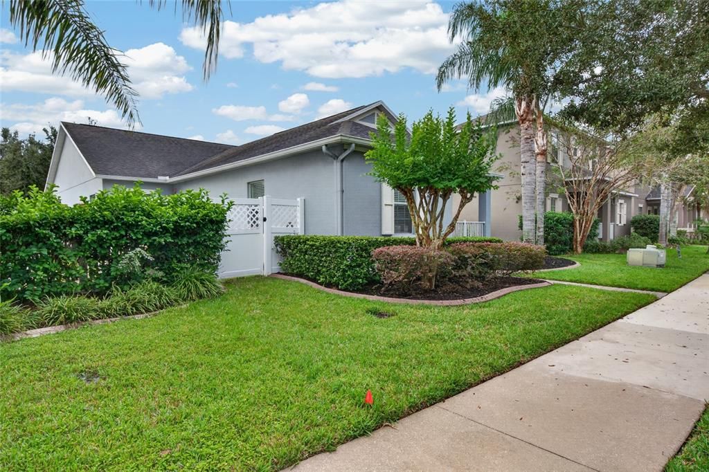 For Sale: $499,900 (3 beds, 2 baths, 2072 Square Feet)