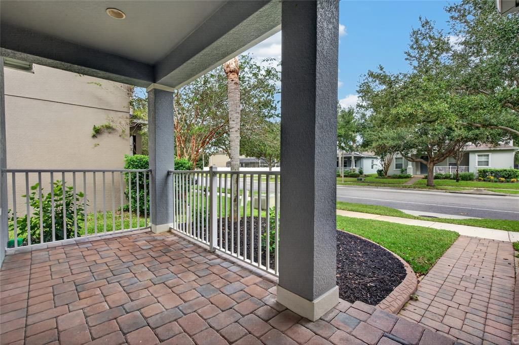 For Sale: $499,900 (3 beds, 2 baths, 2072 Square Feet)