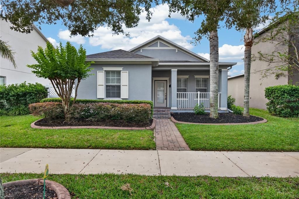 For Sale: $499,900 (3 beds, 2 baths, 2072 Square Feet)