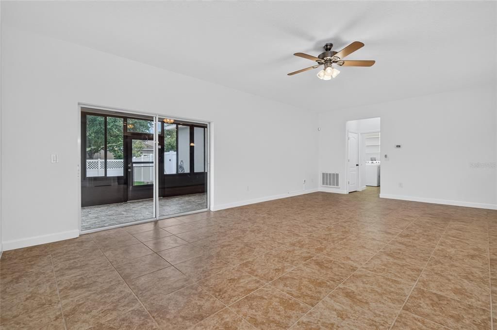 For Sale: $499,900 (3 beds, 2 baths, 2072 Square Feet)