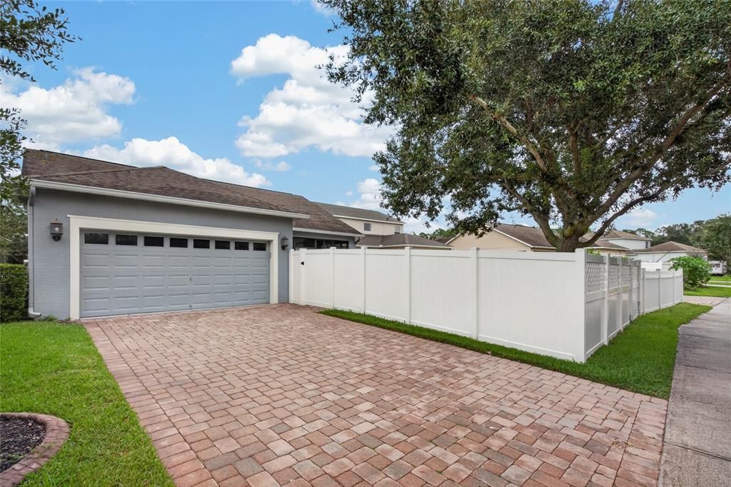 For Sale: $499,900 (3 beds, 2 baths, 2072 Square Feet)