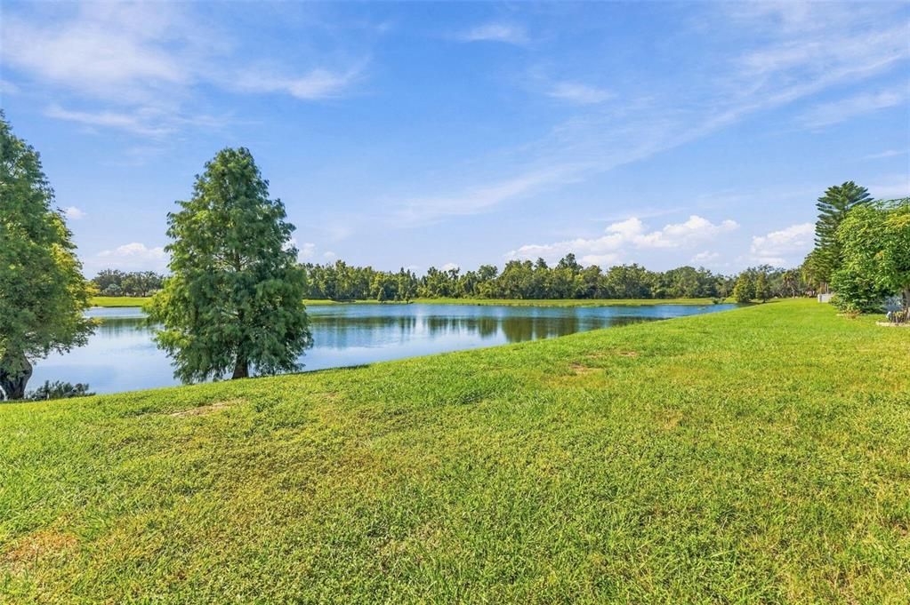For Sale: $445,000 (3 beds, 3 baths, 2545 Square Feet)