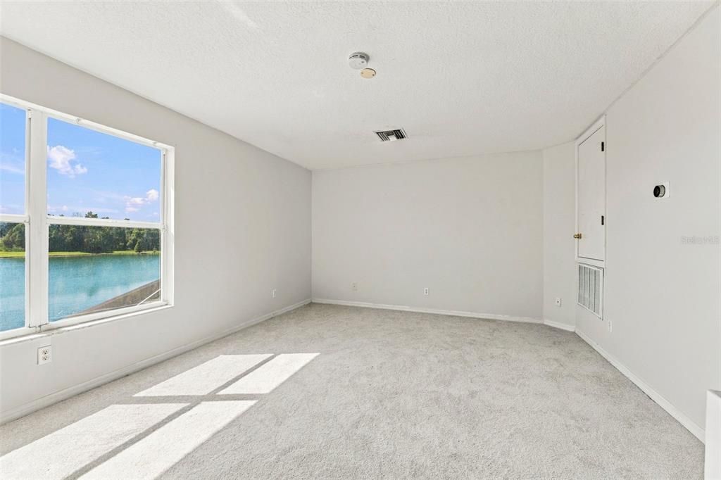 For Sale: $445,000 (3 beds, 3 baths, 2545 Square Feet)