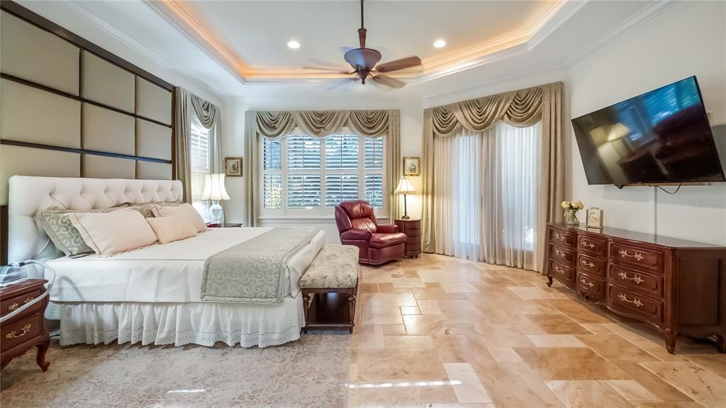 For Sale: $1,155,000 (3 beds, 4 baths, 3327 Square Feet)