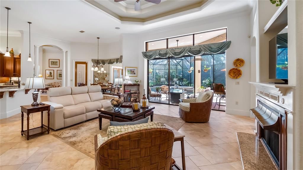 For Sale: $1,155,000 (3 beds, 4 baths, 3327 Square Feet)