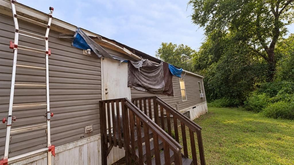 For Sale: $210,000 (3 beds, 2 baths, 1248 Square Feet)