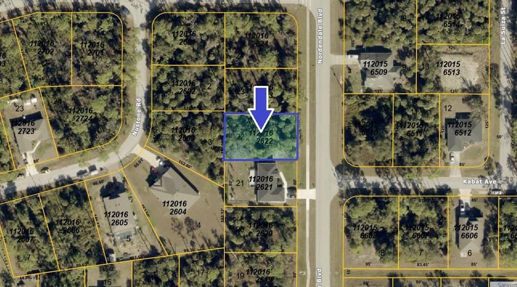 На продажу: $21,900 (0.23 acres)