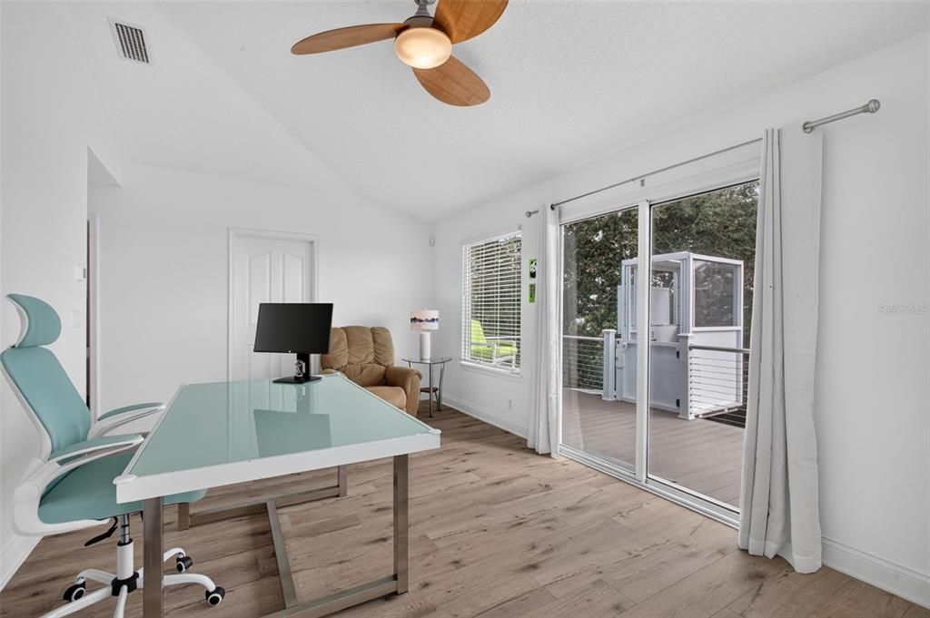 En Venta: $829,900 (3 camas, 2 baños, 2213 Pies cuadrados)