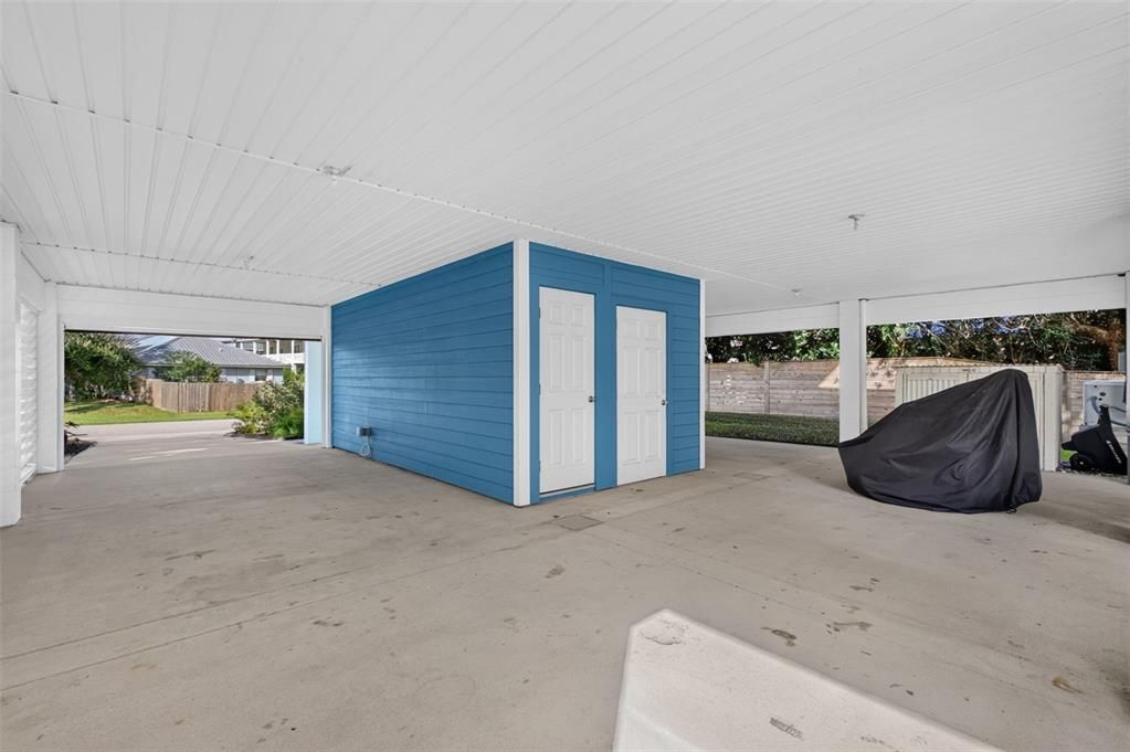 En Venta: $829,900 (3 camas, 2 baños, 2213 Pies cuadrados)