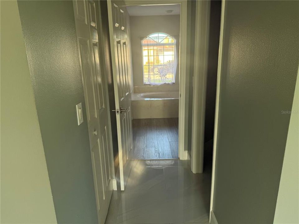 For Sale: $399,900 (3 beds, 2 baths, 2014 Square Feet)