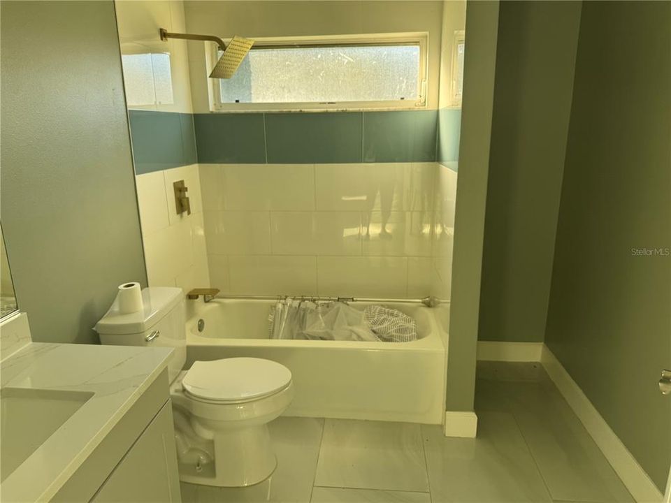 For Sale: $399,900 (3 beds, 2 baths, 2014 Square Feet)