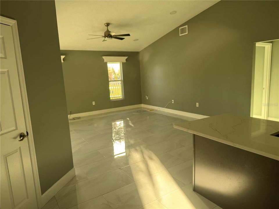 For Sale: $399,900 (3 beds, 2 baths, 2014 Square Feet)