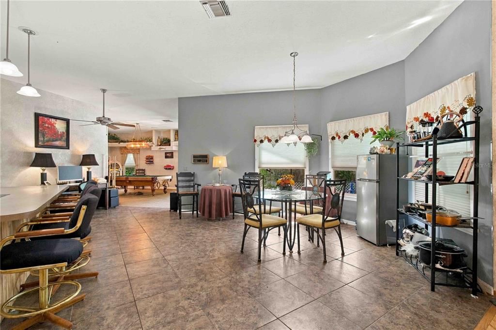 En Venta: $849,000 (3 camas, 2 baños, 3747 Pies cuadrados)