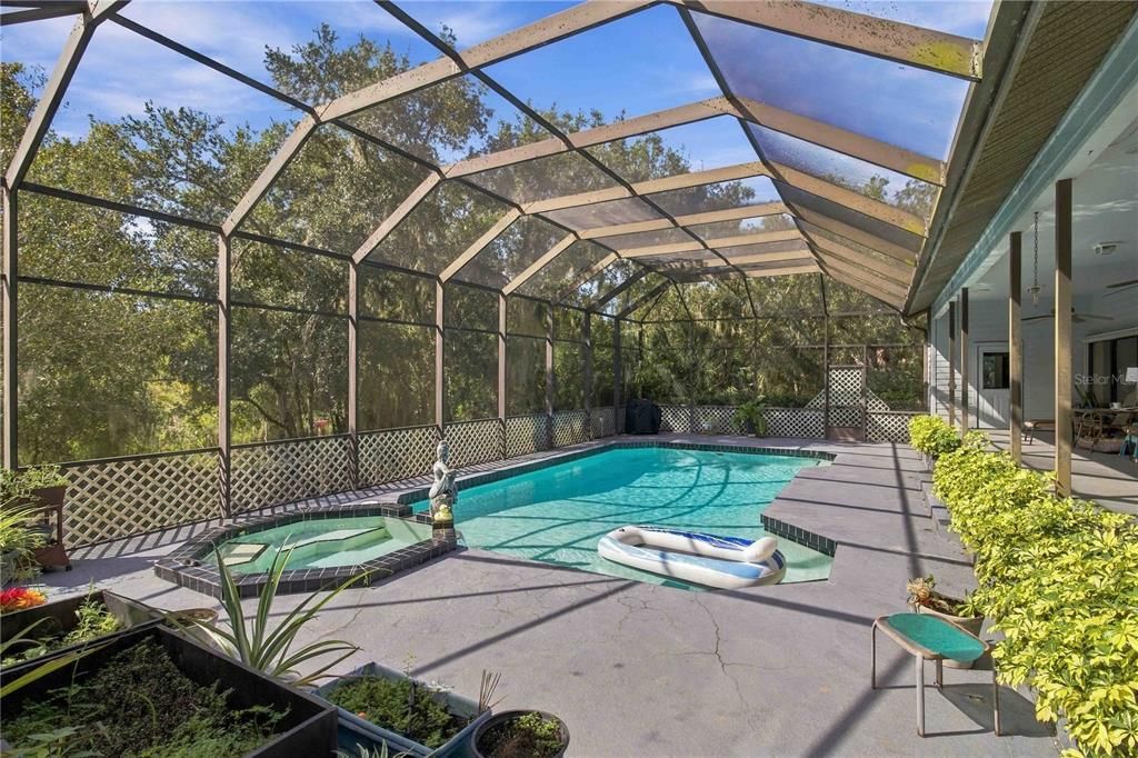 En Venta: $849,000 (3 camas, 2 baños, 3747 Pies cuadrados)