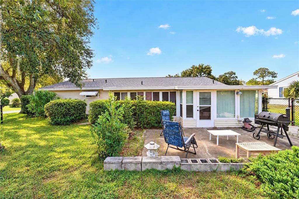 For Sale: $137,888 (2 beds, 2 baths, 960 Square Feet)