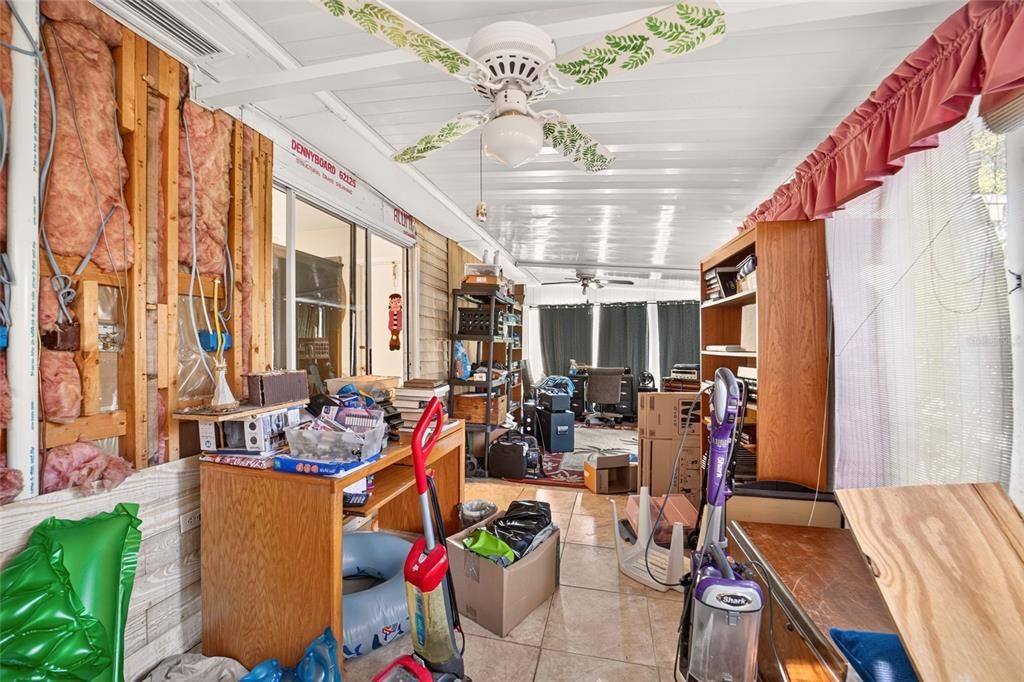 For Sale: $137,888 (2 beds, 2 baths, 960 Square Feet)