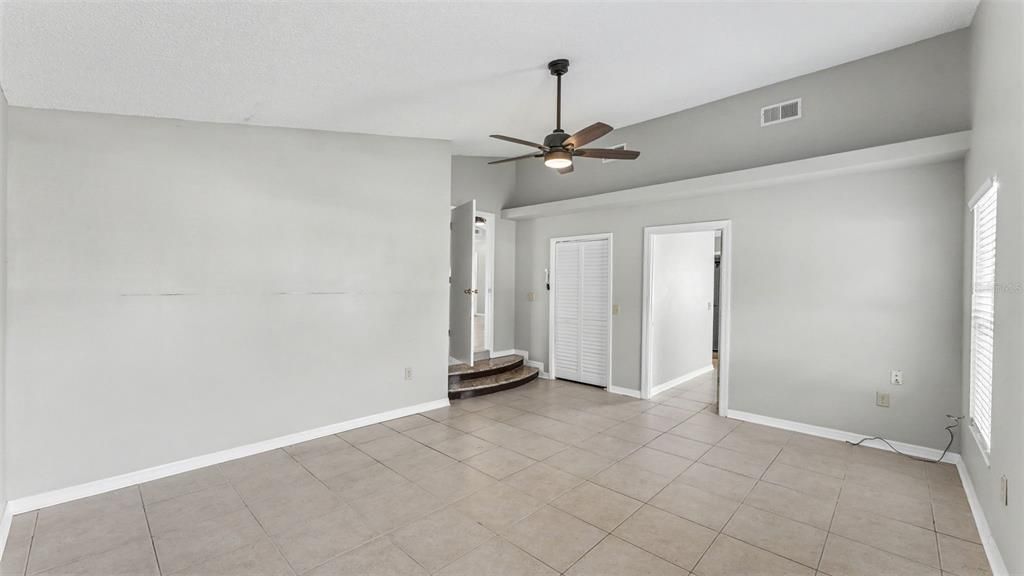 For Sale: $349,000 (4 beds, 2 baths, 2401 Square Feet)