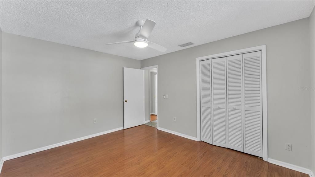 For Sale: $349,000 (4 beds, 2 baths, 2401 Square Feet)