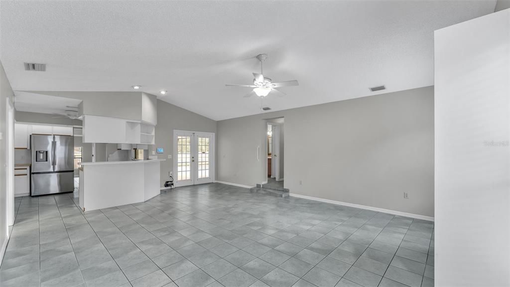 For Sale: $349,000 (4 beds, 2 baths, 2401 Square Feet)