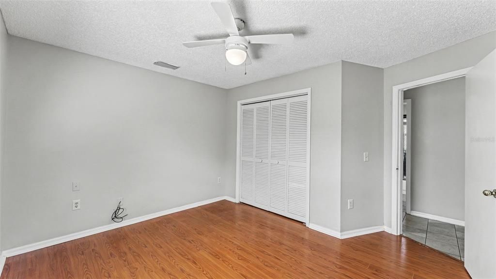 For Sale: $349,000 (4 beds, 2 baths, 2401 Square Feet)