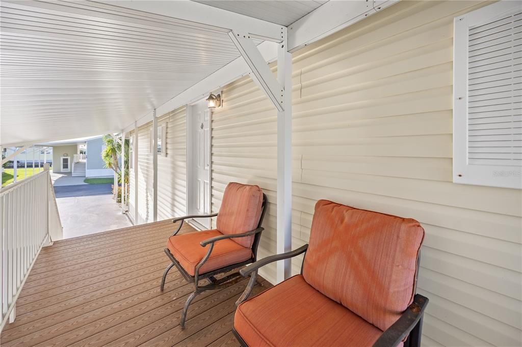 For Sale: $174,999 (2 beds, 2 baths, 1056 Square Feet)
