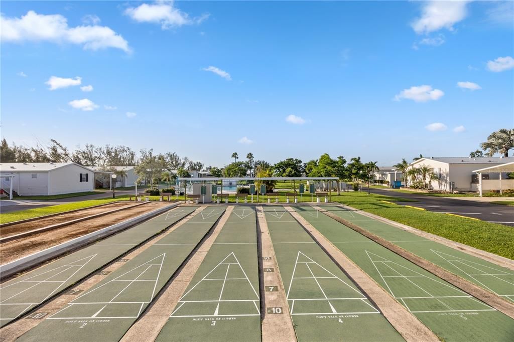 For Sale: $174,999 (2 beds, 2 baths, 1056 Square Feet)