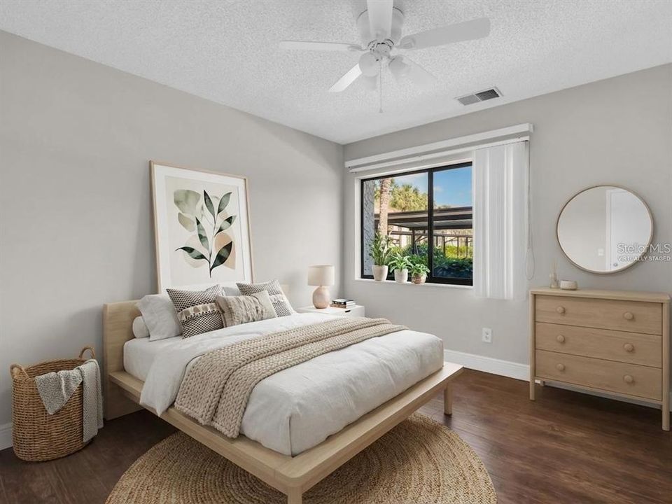 For Rent: $2,300 (3 beds, 2 baths, 1500 Square Feet)