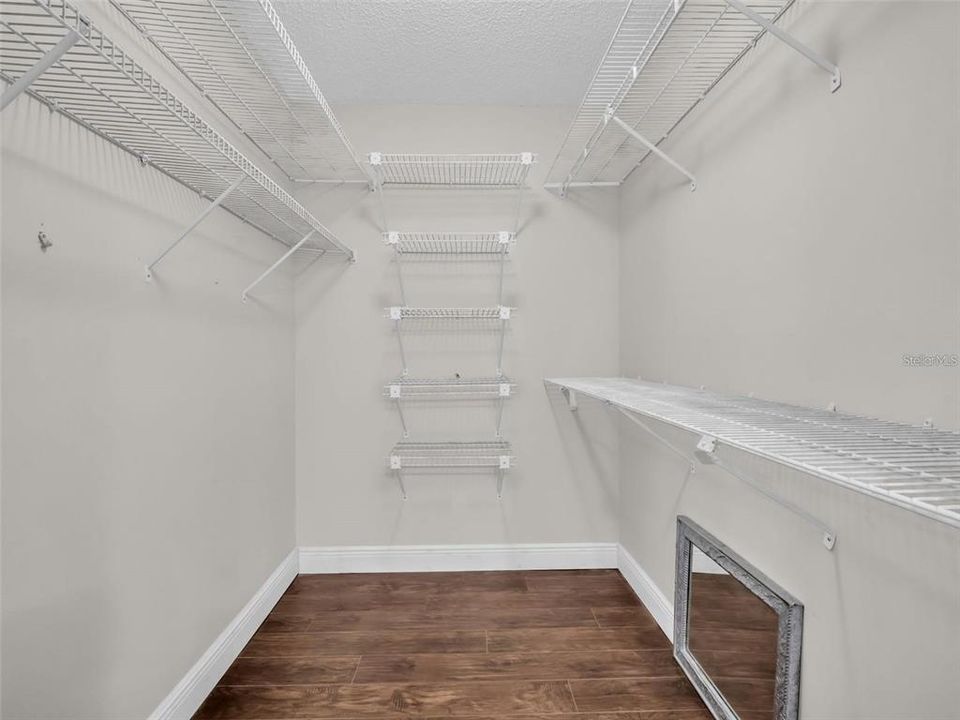 For Rent: $2,300 (3 beds, 2 baths, 1500 Square Feet)