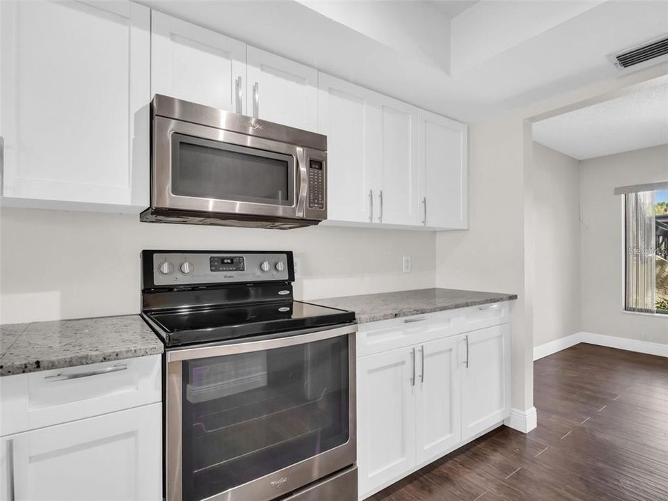 For Rent: $2,300 (3 beds, 2 baths, 1500 Square Feet)