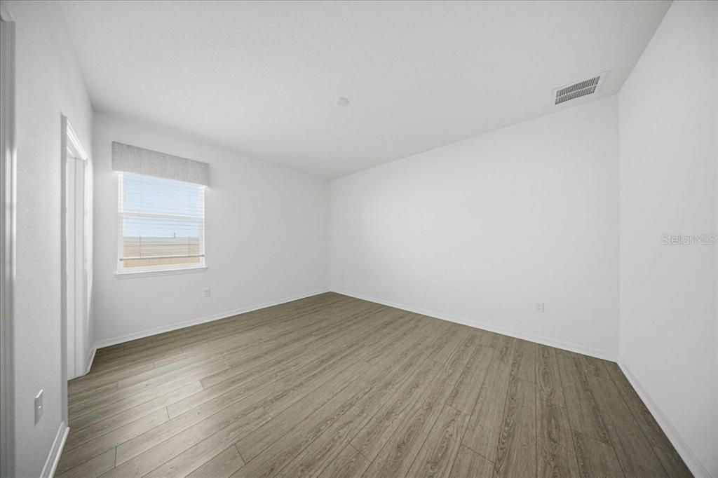 For Sale: $510,000 (4 beds, 3 baths, 3034 Square Feet)