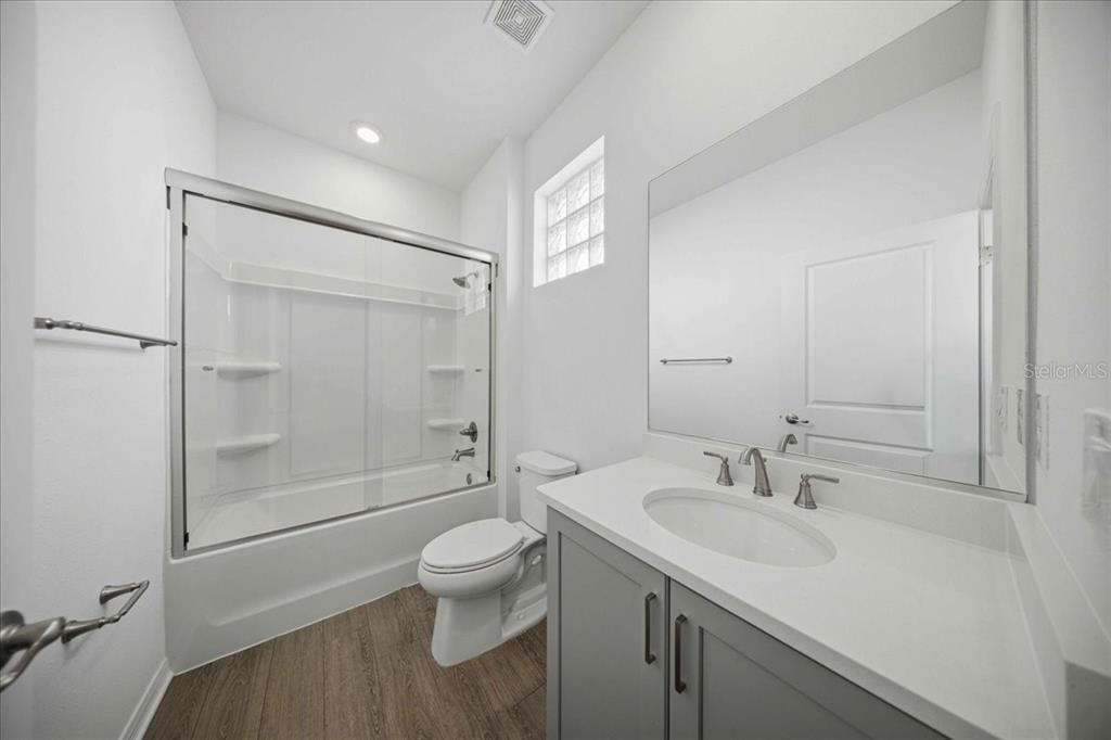 For Sale: $510,000 (4 beds, 3 baths, 3034 Square Feet)
