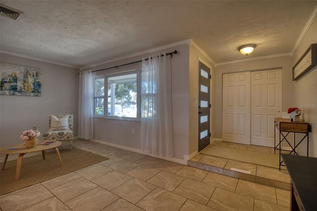 For Sale: $499,900 (3 beds, 2 baths, 1858 Square Feet)