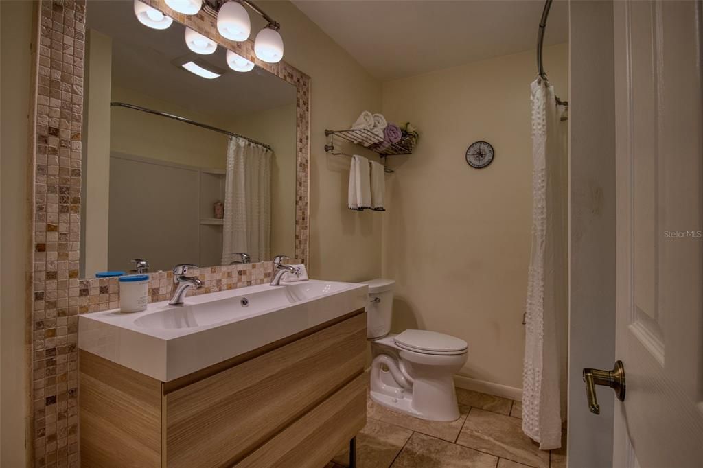 For Sale: $499,900 (3 beds, 2 baths, 1858 Square Feet)