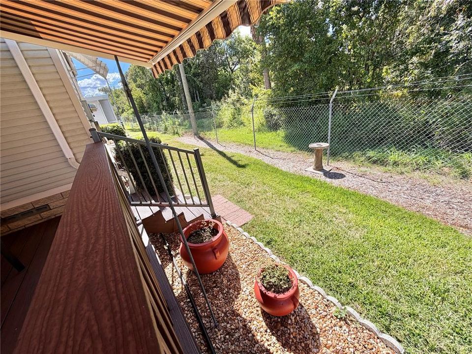 For Sale: $152,000 (2 beds, 2 baths, 1216 Square Feet)