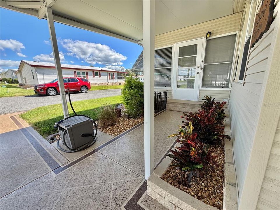 For Sale: $152,000 (2 beds, 2 baths, 1216 Square Feet)