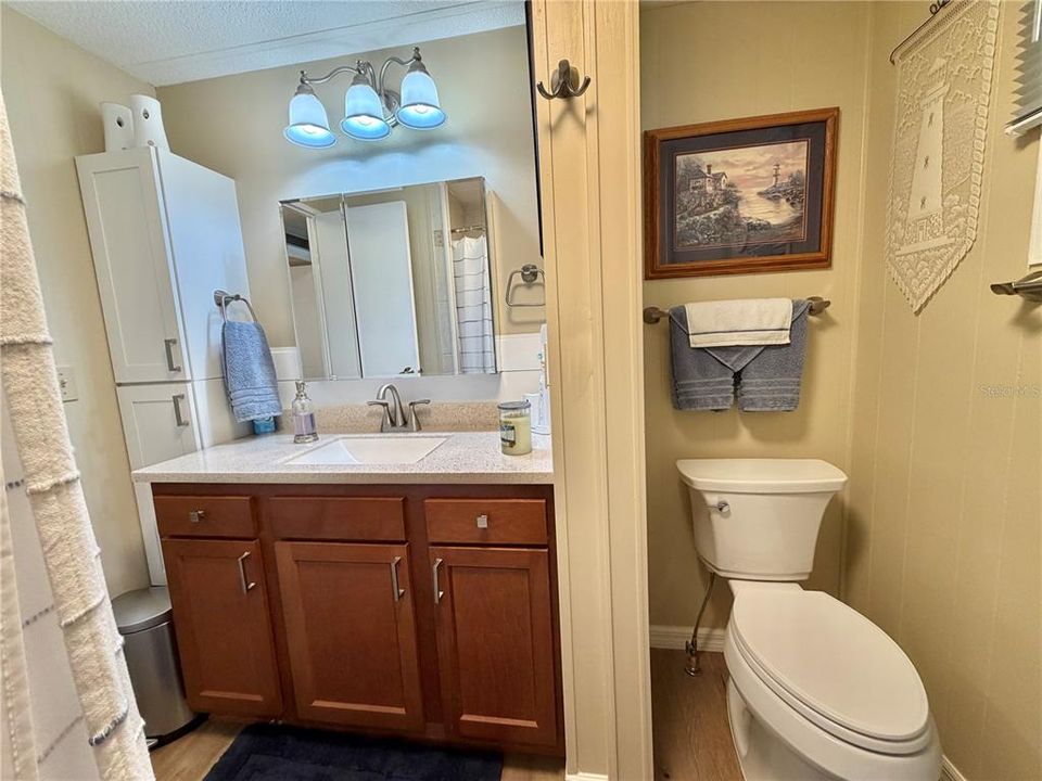 For Sale: $152,000 (2 beds, 2 baths, 1216 Square Feet)