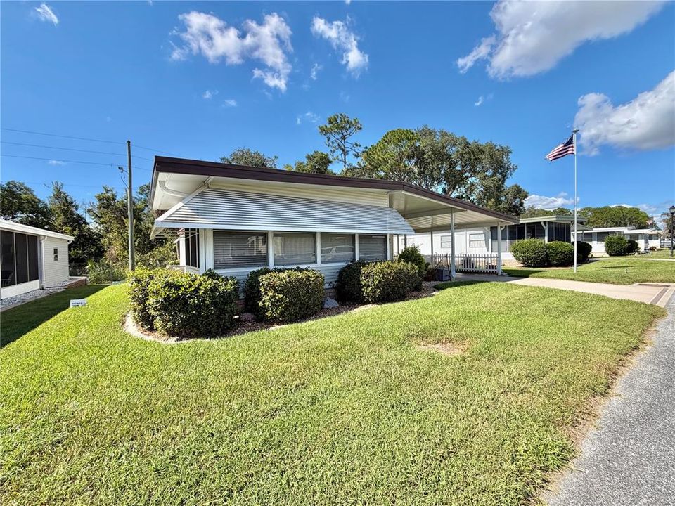 For Sale: $152,000 (2 beds, 2 baths, 1216 Square Feet)