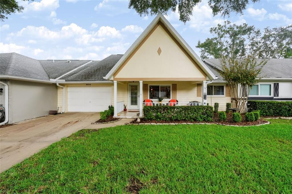 For Sale: $174,900 (2 beds, 2 baths, 1249 Square Feet)