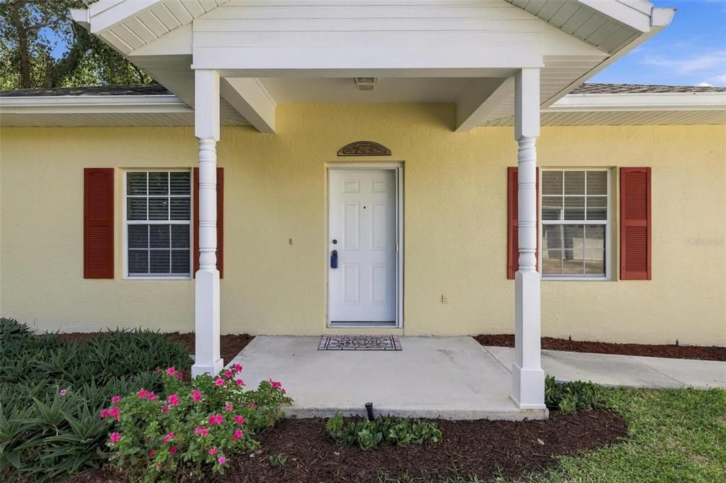 For Sale: $250,000 (2 beds, 2 baths, 1364 Square Feet)