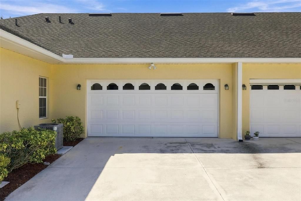 For Sale: $250,000 (2 beds, 2 baths, 1364 Square Feet)