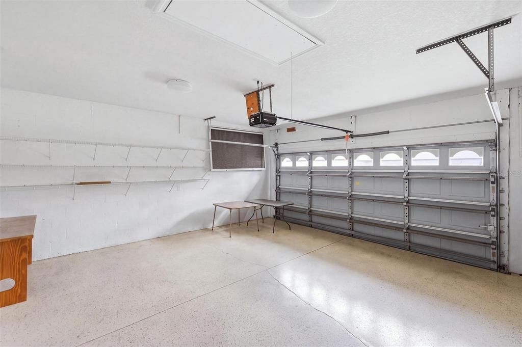 For Sale: $250,000 (2 beds, 2 baths, 1364 Square Feet)