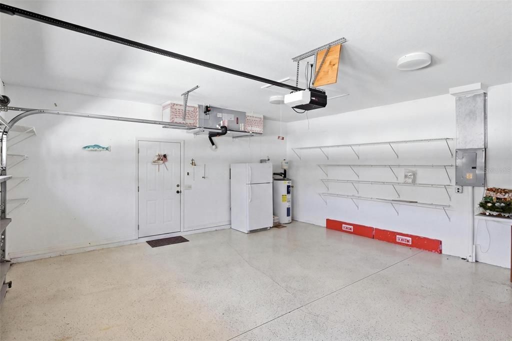 For Sale: $250,000 (2 beds, 2 baths, 1364 Square Feet)