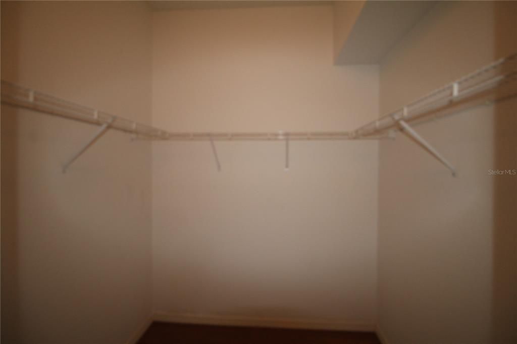 For Rent: $2,400 (3 beds, 2 baths, 1576 Square Feet)