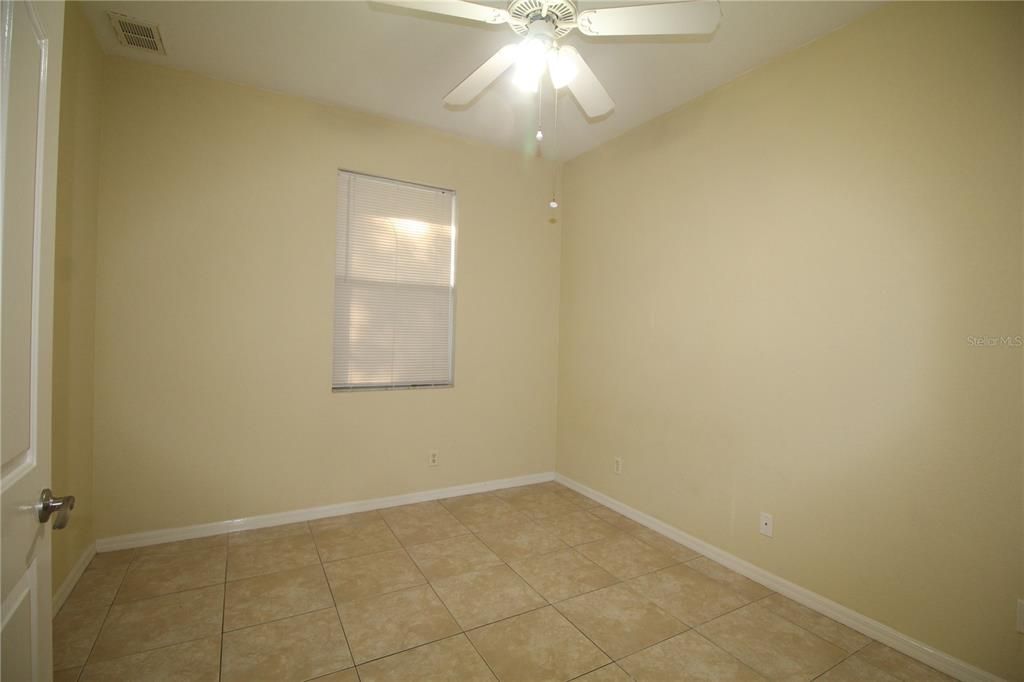 For Rent: $2,400 (3 beds, 2 baths, 1576 Square Feet)
