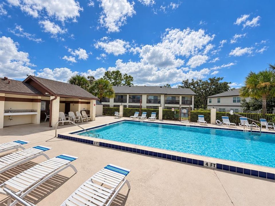 For Rent: $2,200 (3 beds, 3 baths, 1609 Square Feet)