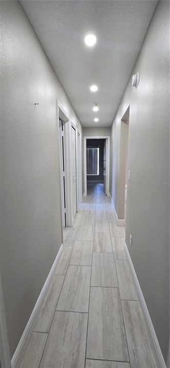 На продажу: $410,000 (4 спален, 2 ванн, 1873 Квадратных фут)
