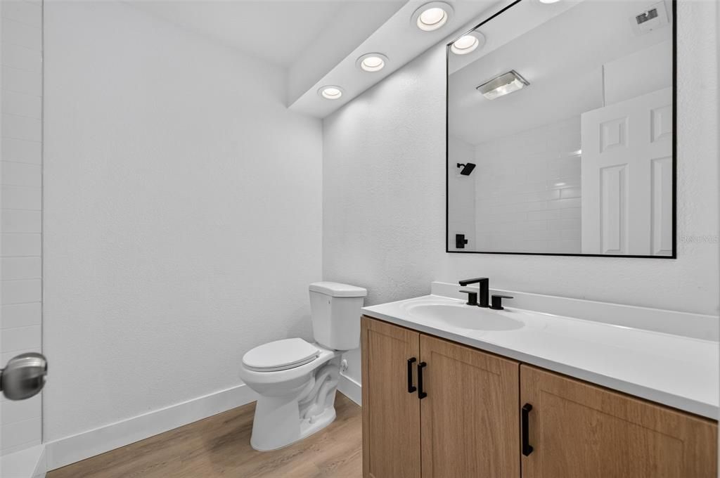 На продажу: $539,900 (4 спален, 2 ванн, 2193 Квадратных фут)